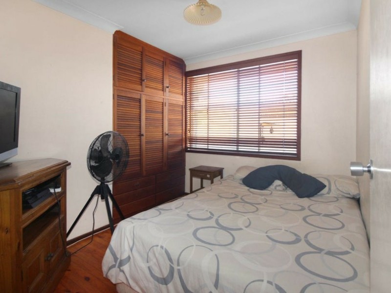 10 Peter Pan Glen, St Clair NSW 2759