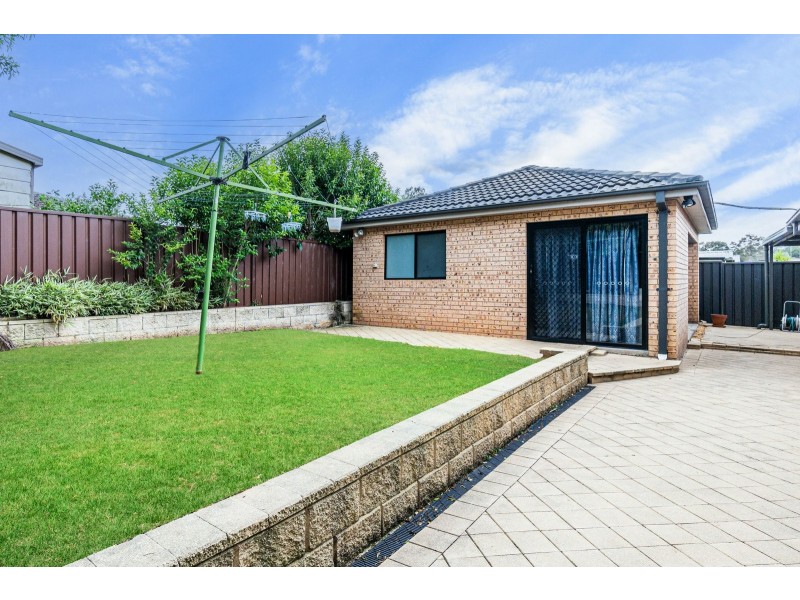 35 Orchard Road, Colyton NSW 2760