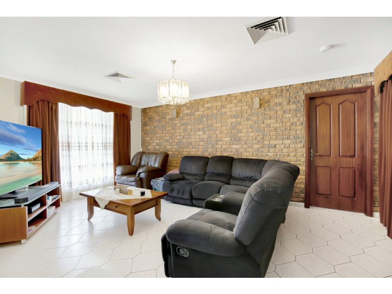 10 Oakland Parade, Werrington Downs NSW 2747