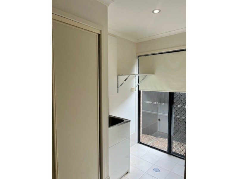 15 Corrigan Street, Ropes Crossing NSW 2760