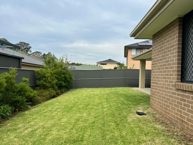15 Corrigan Street, Ropes Crossing NSW 2760