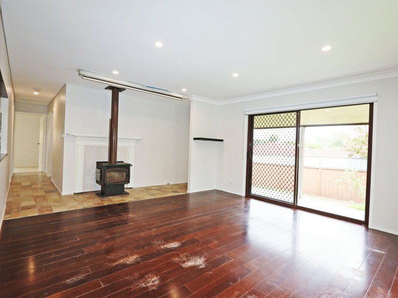 5 Whitbeck Place, Cranebrook NSW 2749