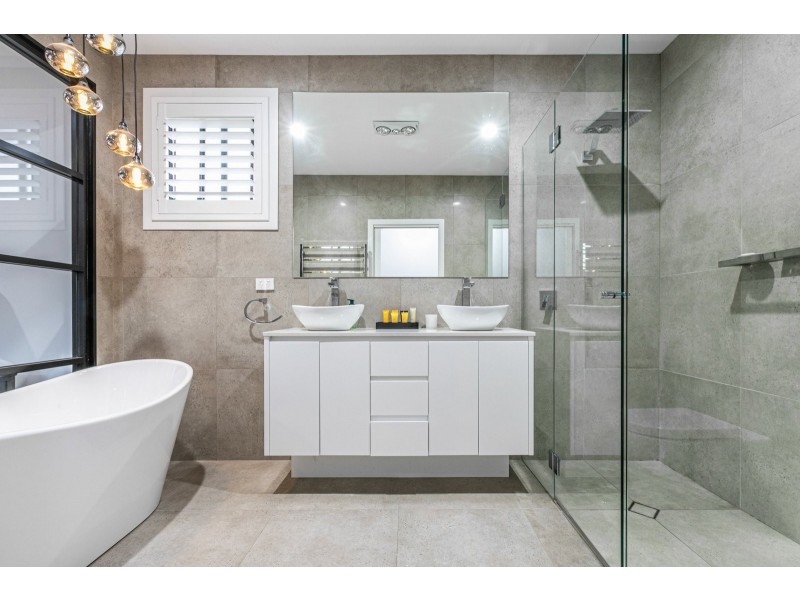 8 Mclean Street, Emu Plains NSW 2750