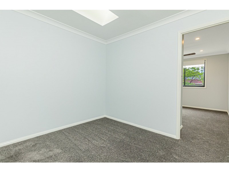 2/1-11 Candlebark Circuit, Glenmore Park NSW 2745