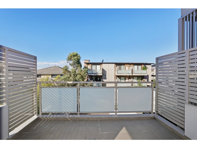 5/1 Glenmore Ridge Drive, Glenmore Park NSW 2745