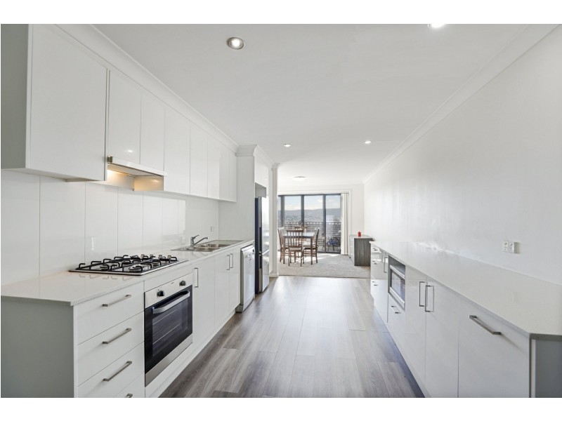 5/1 Glenmore Ridge Drive, Glenmore Park NSW 2745