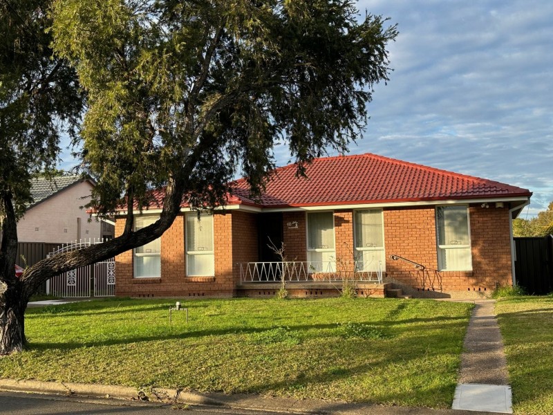 48 Chesterfield Road, South Penrith NSW 2750