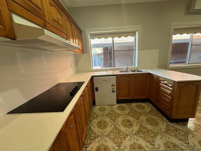 18 Beresford Road, Greystanes NSW 2145