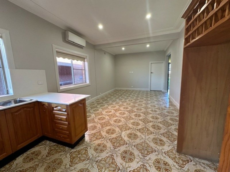 18 Beresford Road, Greystanes NSW 2145