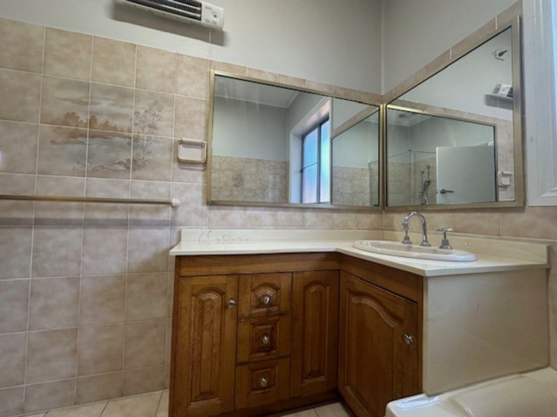 18 Beresford Road, Greystanes NSW 2145