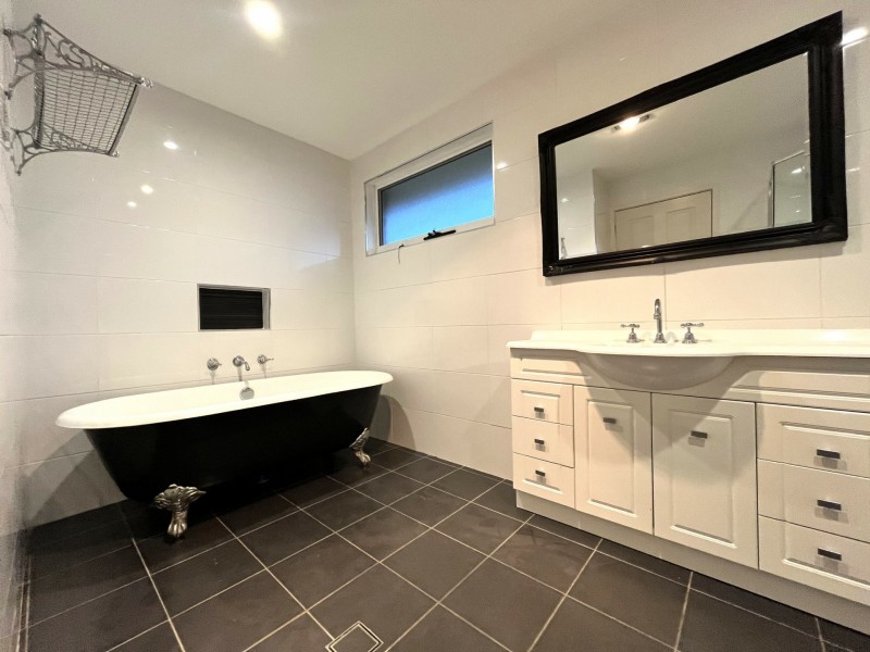 11 Abberton Street, Jamisontown NSW 2750