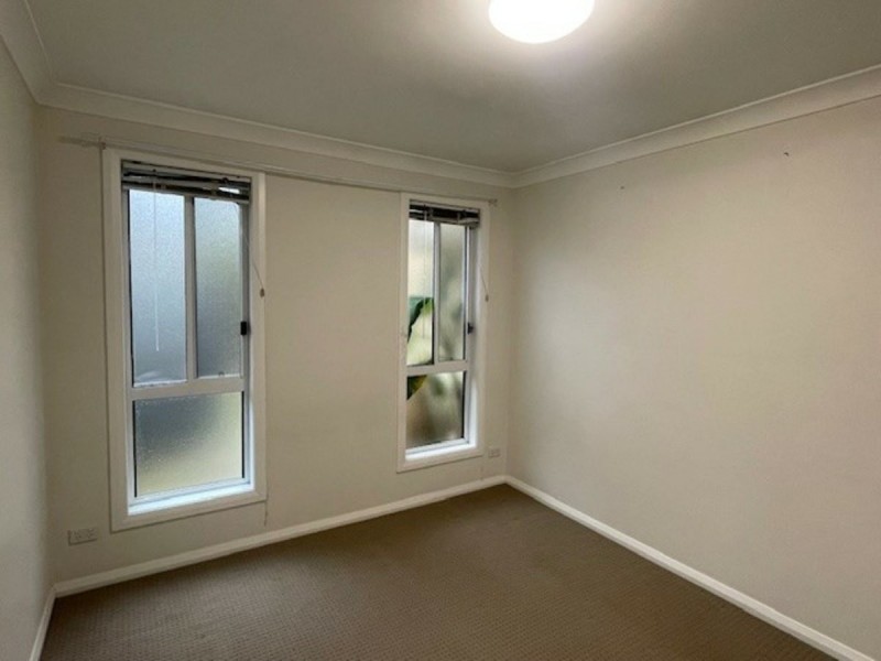 21a Denver Road, St Clair NSW 2759