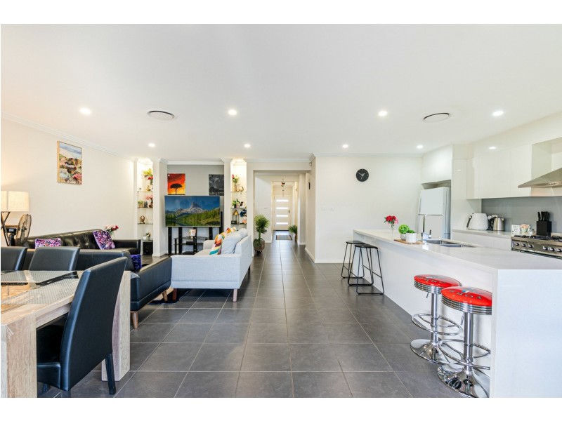 29 Barrington St, The Ponds NSW 2769