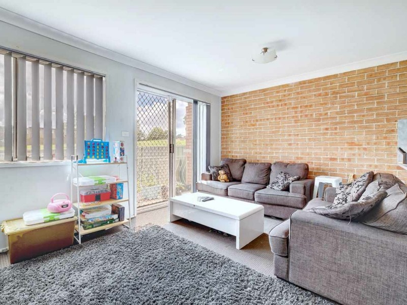 2/2 Warramunga St, St Marys NSW 2760