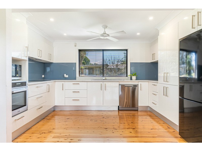 12 Ovens Drive, Werrington County NSW 2747