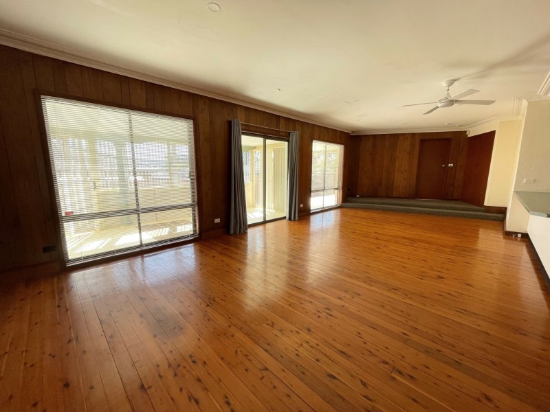 8 Jirang Place, Glenmore Park NSW 2745