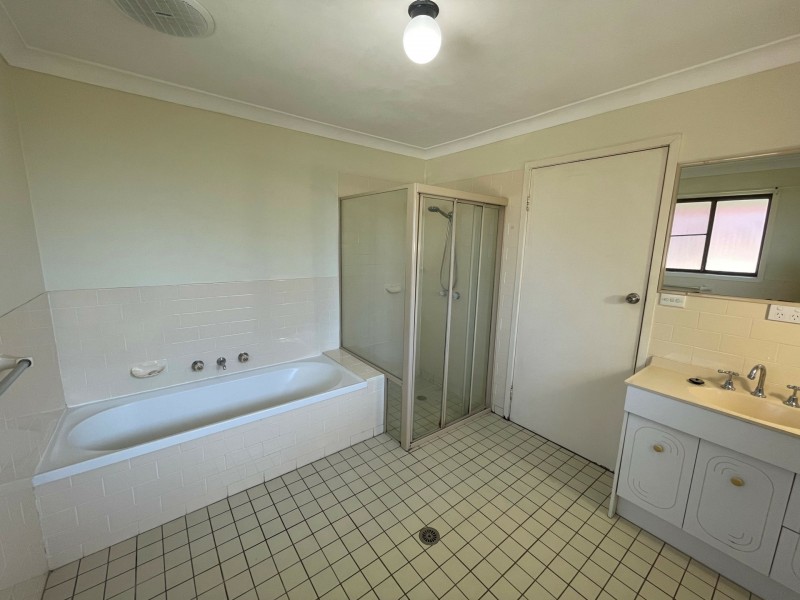 8 Jirang Place, Glenmore Park NSW 2745