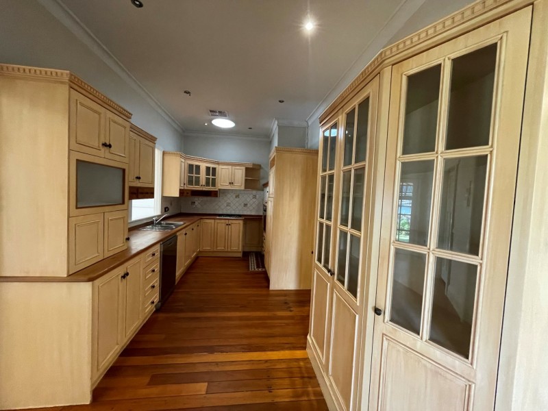 6 Higgins Street, Penrith NSW 2750