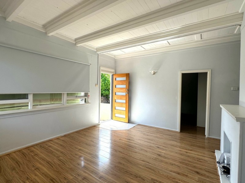 2 Craig Avenue, Oxley Park NSW 2760