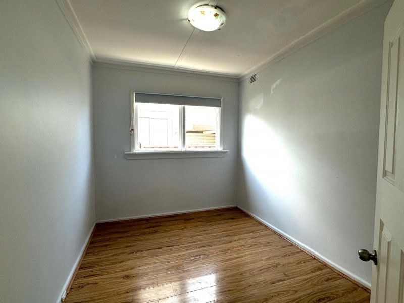 2 Craig Avenue, Oxley Park NSW 2760