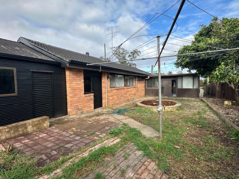 1 Claremont Place, South Penrith NSW 2750