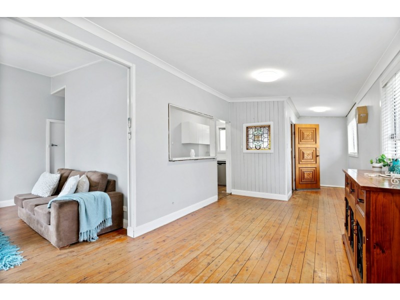 6 Eucalyptus Drive, Cranebrook NSW 2749