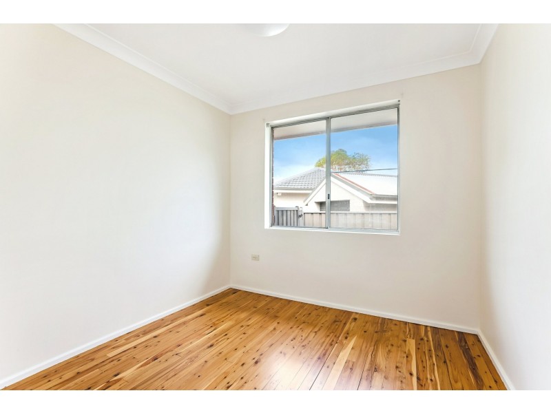 10 Eton Court, Cambridge Park NSW 2747