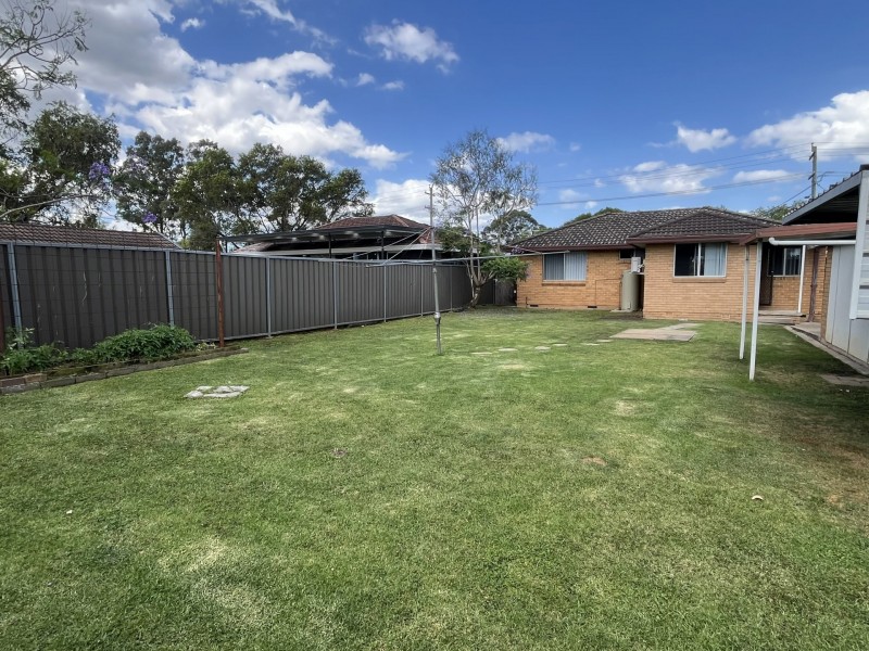 25 Gibson Avenue, Werrington NSW 2747