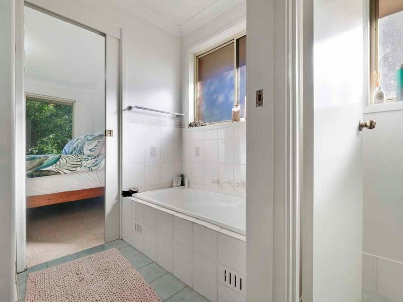 2/2a Rusden Road, Blaxland NSW 2774