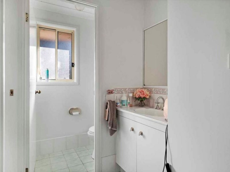 2/2a Rusden Road, Blaxland NSW 2774