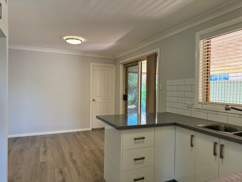 12 Andrew Thompson Place, Colyton NSW 2760