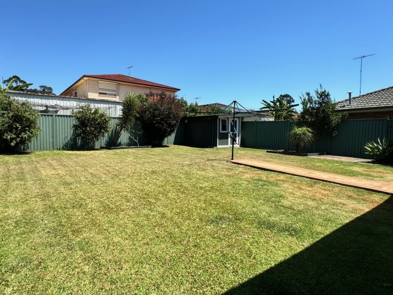 12 Andrew Thompson Place, Colyton NSW 2760