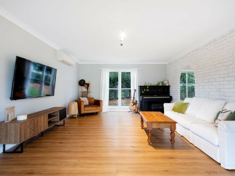 11 Avoca Ave, Emu Plains NSW 2750
