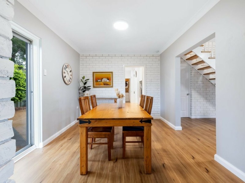 11 Avoca Ave, Emu Plains NSW 2750