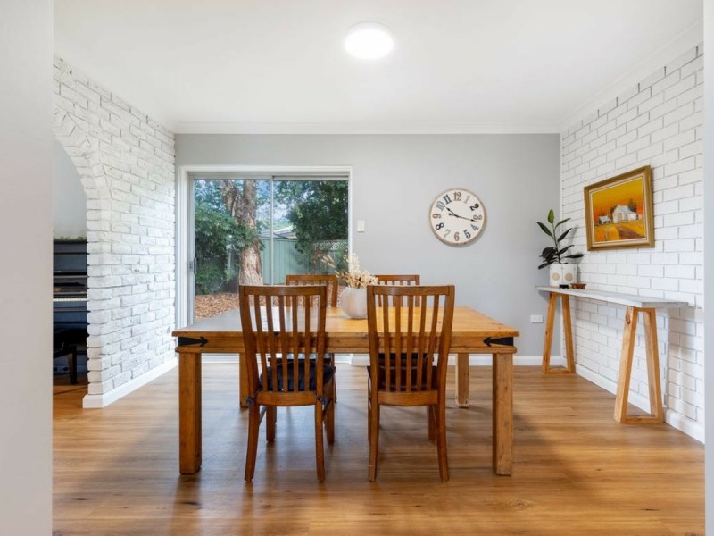 11 Avoca Ave, Emu Plains NSW 2750