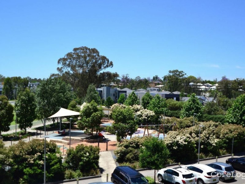 307b/10 Aviators Way, Penrith NSW 2750