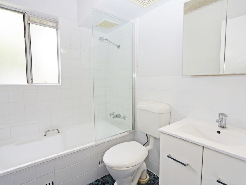 1/14-18 Santley Crescent, Kingswood NSW 2747