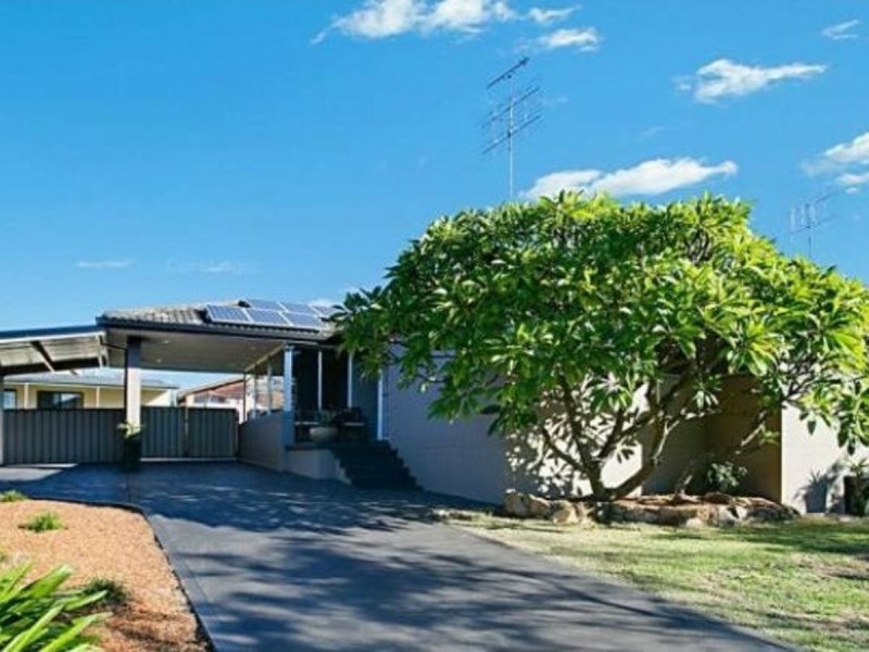 10 Inverness  Road, South Penrith NSW 2750