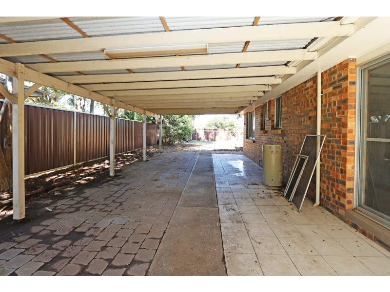 39 Solander Drive, St Clair NSW 2759