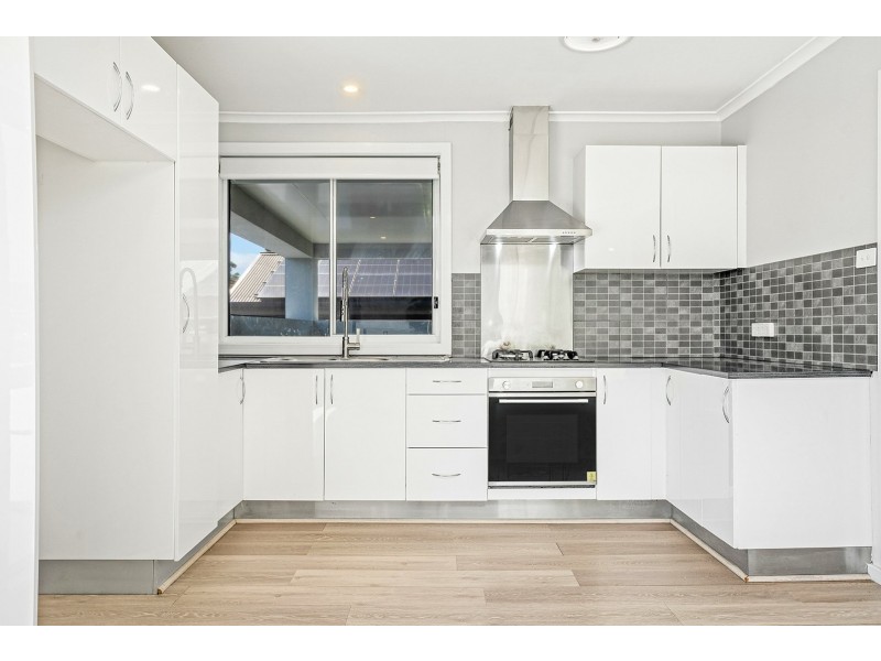 42 Willoring Cres, Jamisontown NSW 2750