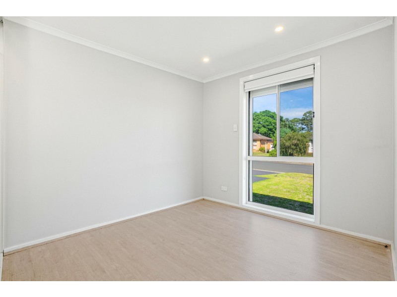 42 Willoring Cres, Jamisontown NSW 2750