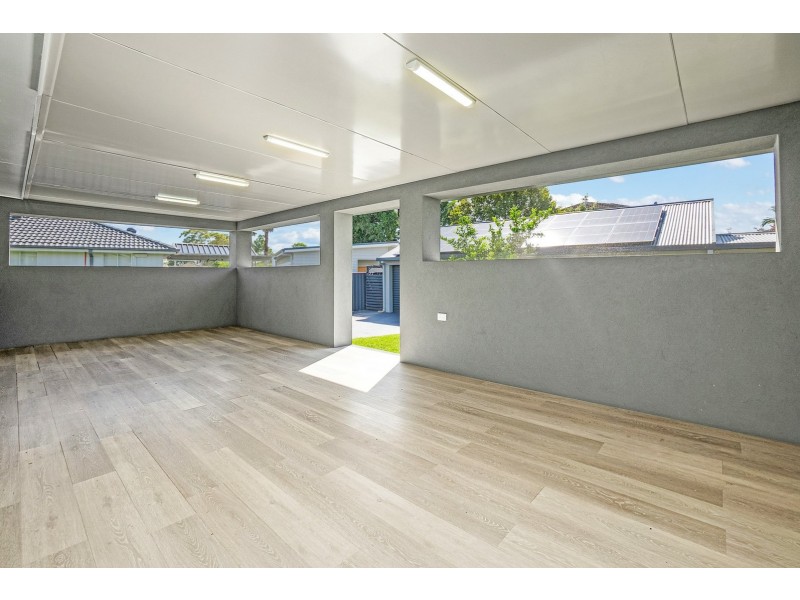 42 Willoring Cres, Jamisontown NSW 2750