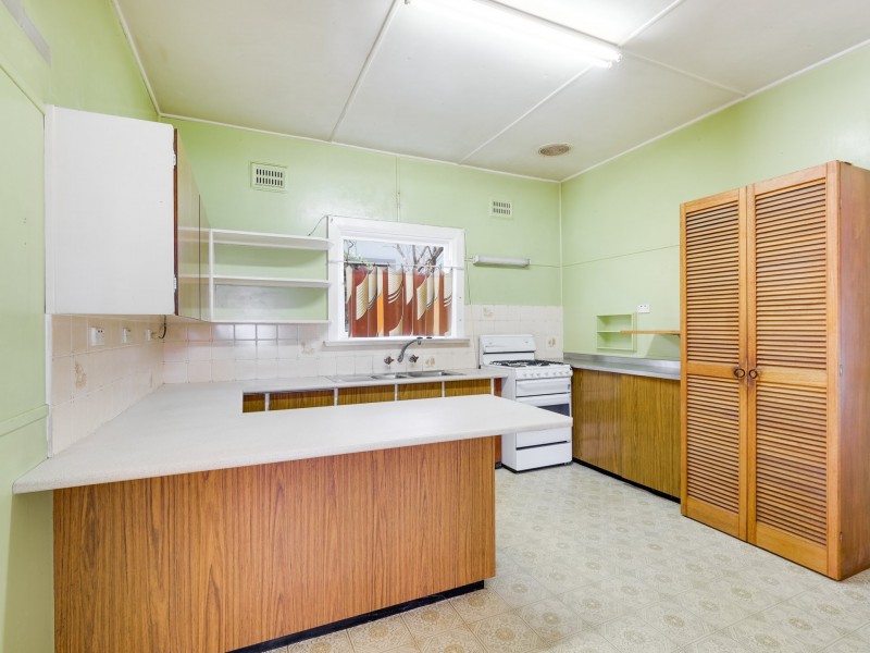 27 Cardigan Street, Guildford NSW 2161