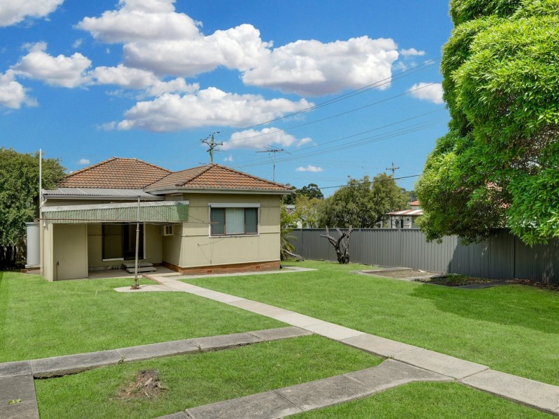 27 Cardigan Street, Guildford NSW 2161