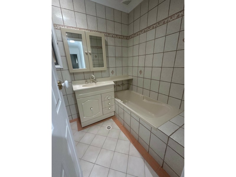 10 Deeside Close, South Penrith NSW 2750