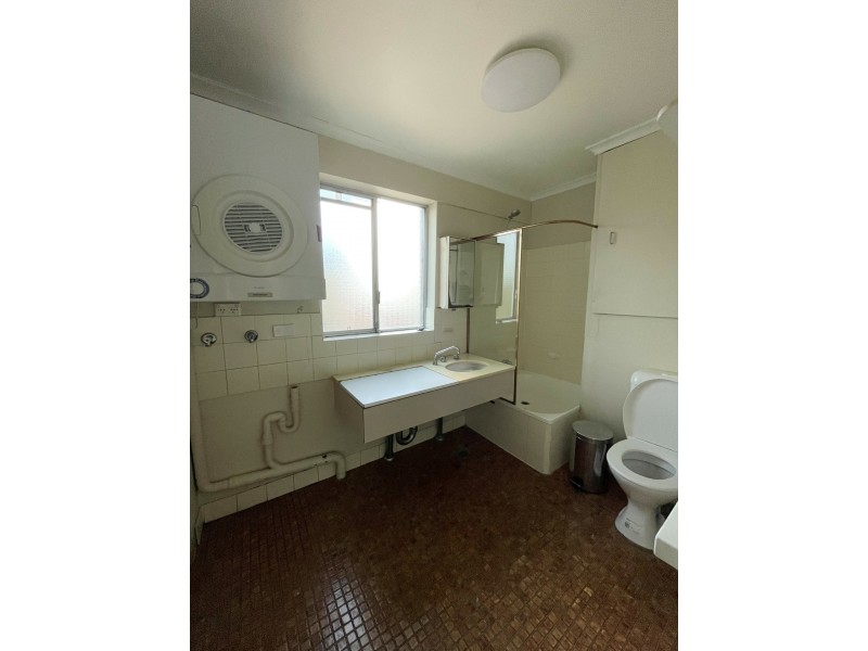 8D /9-19 York Road, Jamisontown NSW 2750