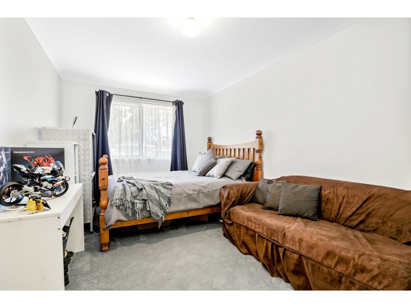 6 Holmegate Crescent, Cranebrook NSW 2749