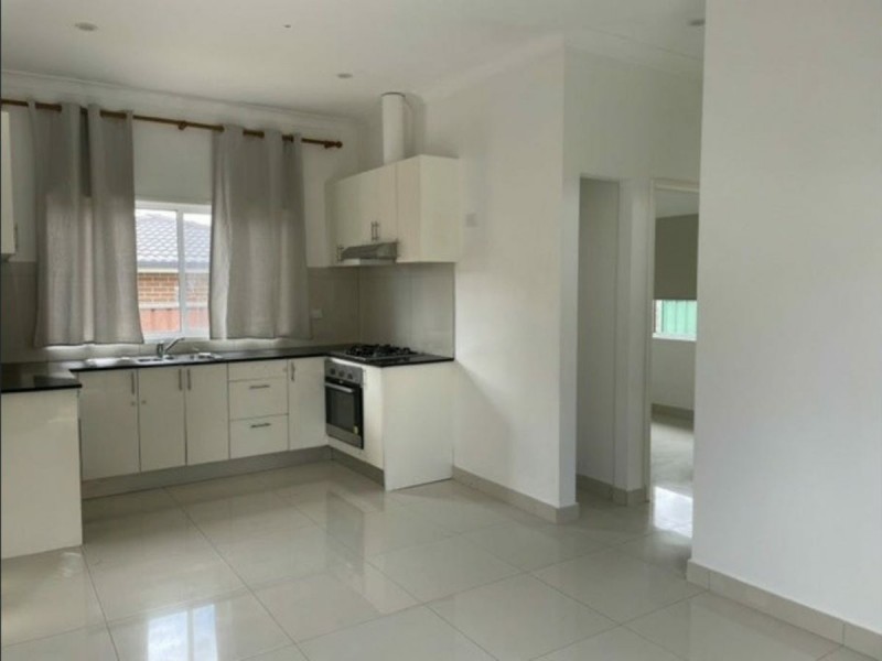 2a Craig Aveune, Oxley Park NSW 2760