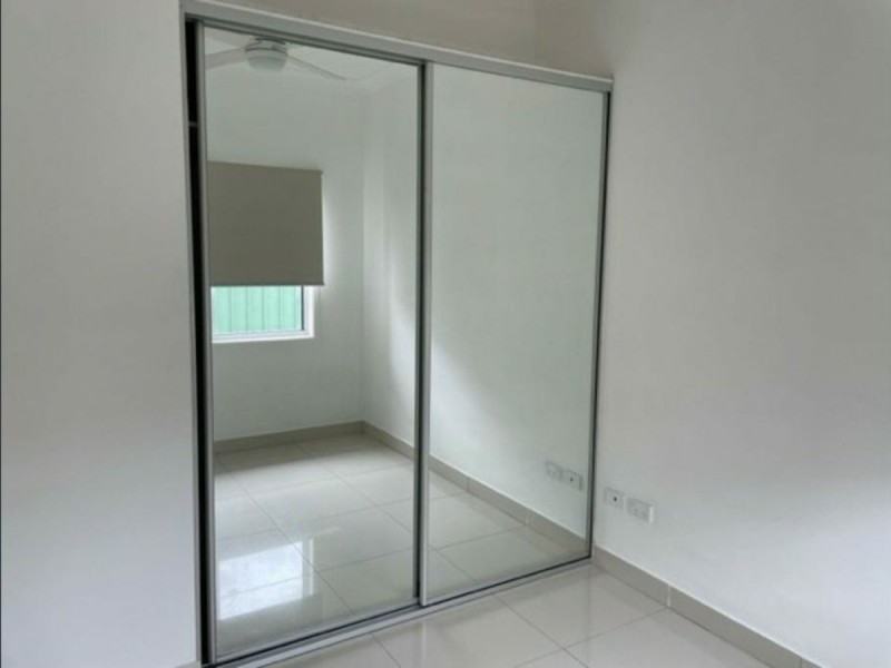 2a Craig Aveune, Oxley Park NSW 2760