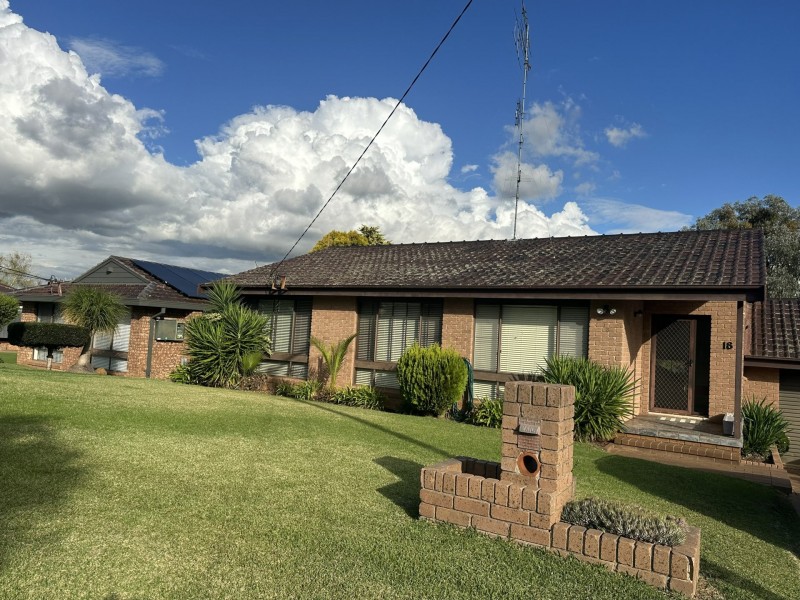 18 Lorne Avenue, South Penrith NSW 2750